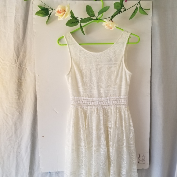 Forever 21 Dresses & Skirts - ⭐3 for 10 ⭐Juniors White Lace Dress